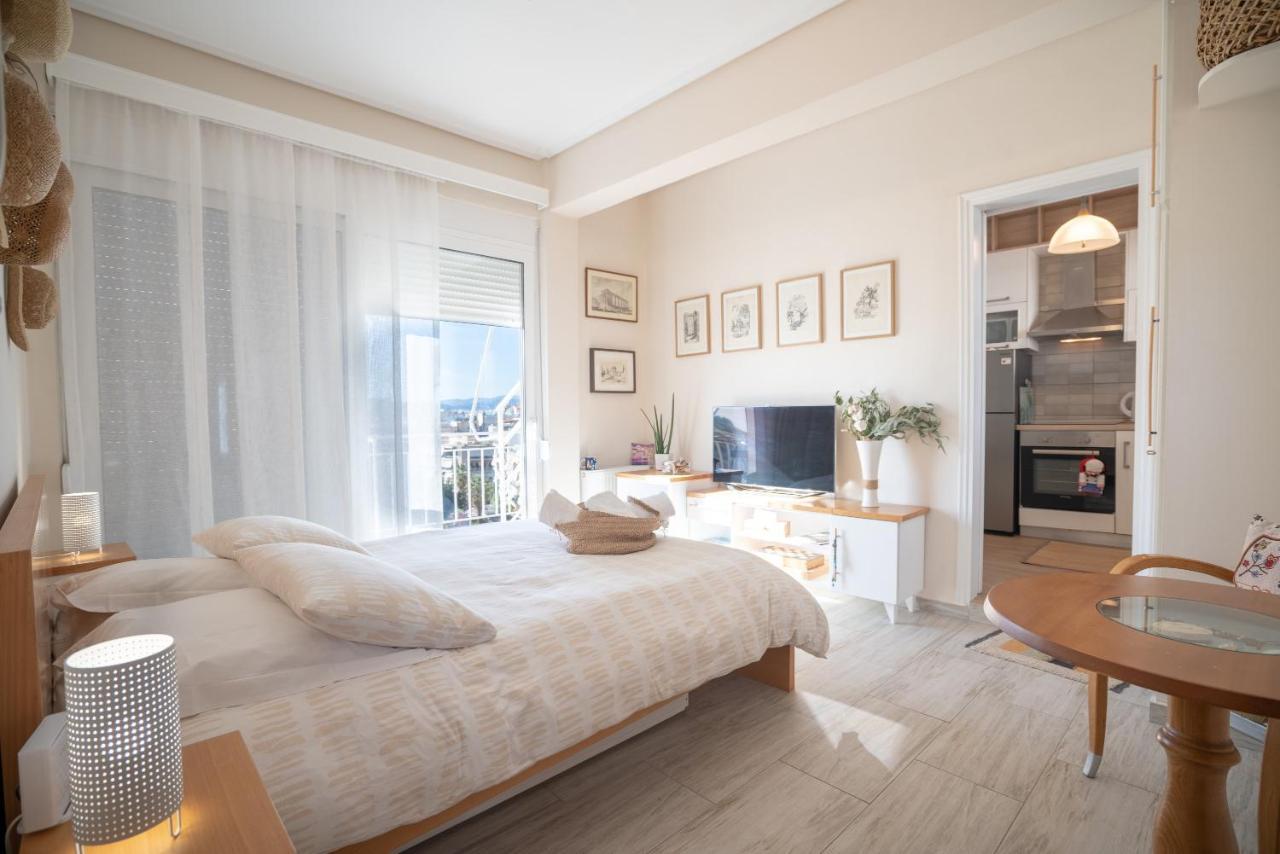 Pagrati 1 Bedroom 2 Persons By Mps Atenas